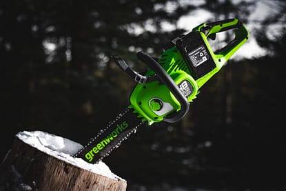 Greenworks 48V 36cm Cordless Brushless Chainsaw (Tool Only) - Image 2