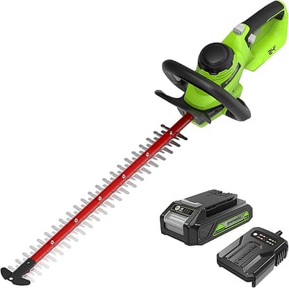 Greenworks 24V 61cm Cordless Hedge Trimmer (2 AH Battery & Charger) NEW